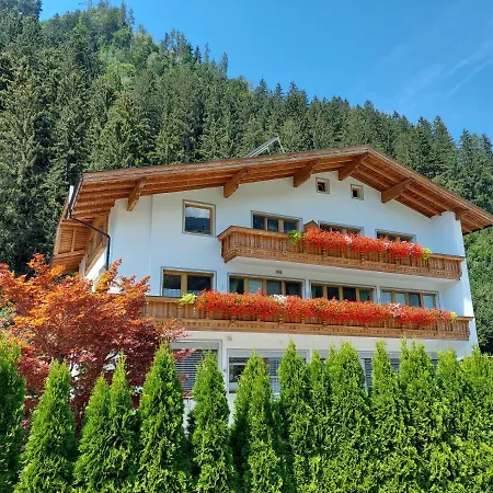 아파트 Eberharter